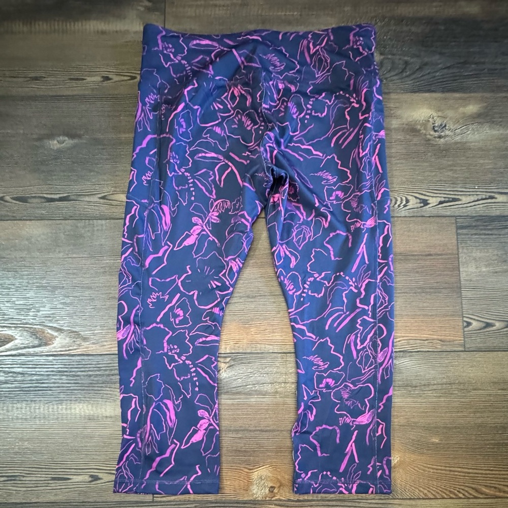 Avia Capris